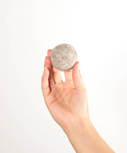 Natürliches Hundespielzeug aus Wolle - Ball - Beige : 5 cm